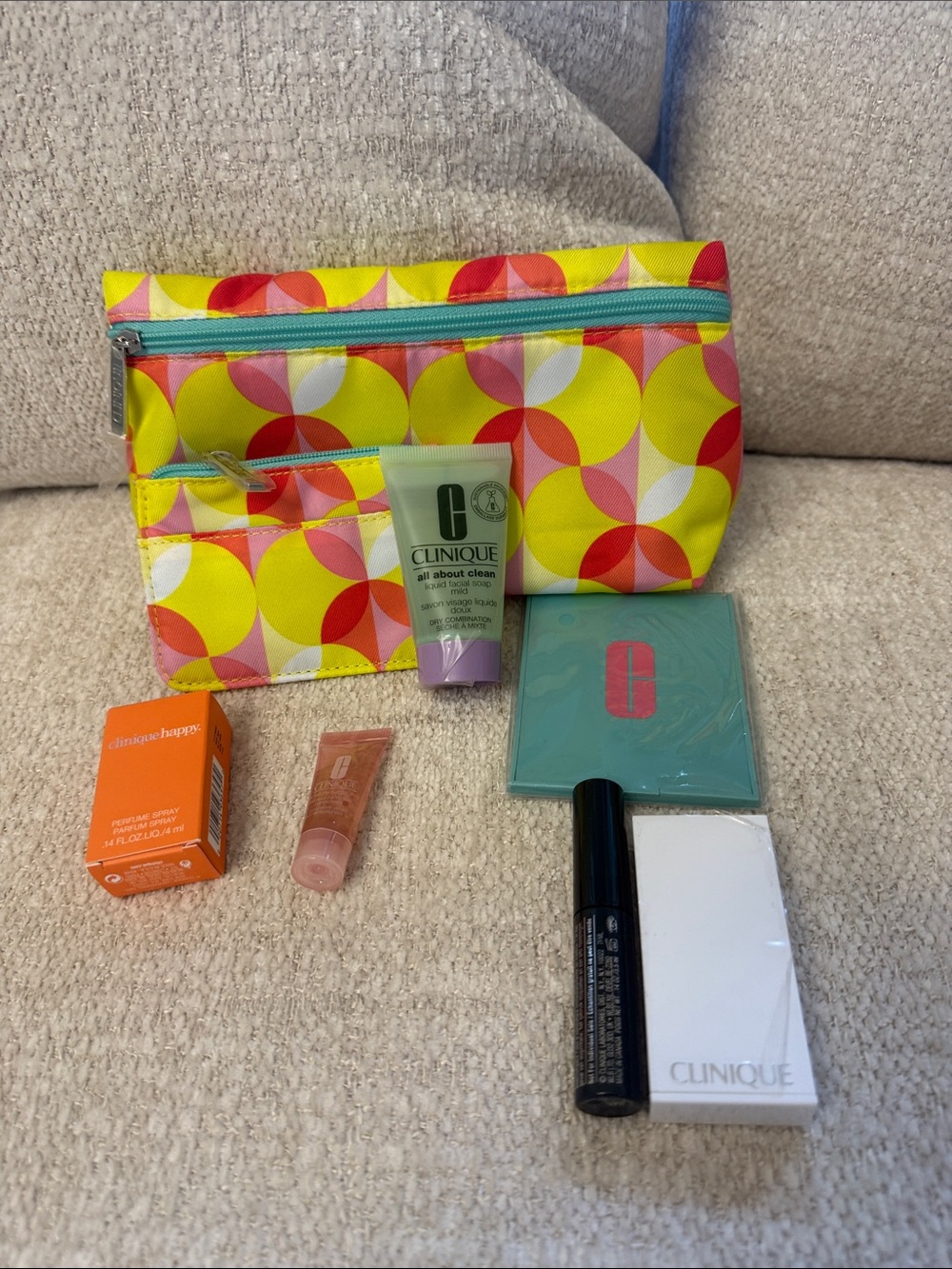 Clinique Skincare & Makeup Cosmetic Bag Set -